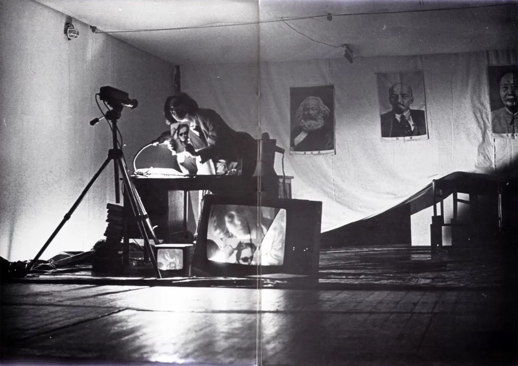 Hamlet-machine Het Trojaanse Paard, de Beursschouwburg 1981. Photos Herman Sorgeloos.