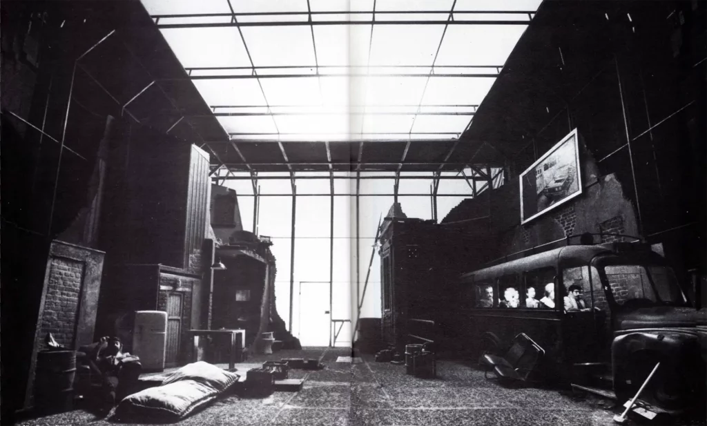 Attention au Travail - Théâtre de la Salamandre - Photo : Marc Enguerand