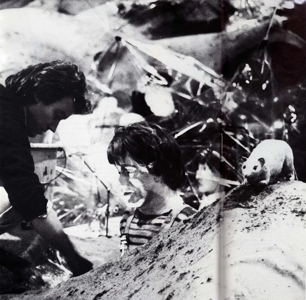 Le zoo imaginaire - Jean-Vincent Lombard dans son "zoo" - Nouveau théâtre de Bourgogne - Photo Gérard Cerles