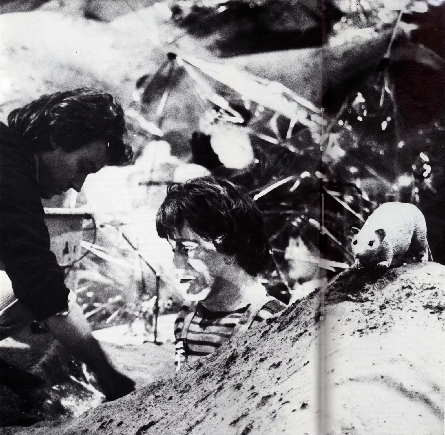 Le zoo imaginaire - Jean-Vincent Lombard dans son "zoo" - Nouveau théâtre de Bourgogne - Photo Gérard Cerles