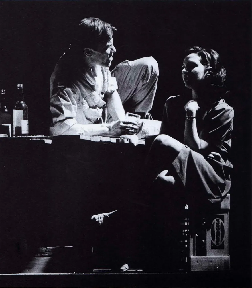 Francis Rideau Besson, Iima De Witte. COMBAT DE NÈGRE ET DE CHIENS, mise en scène Pierre Laroche, de Bruxelles, 1984.