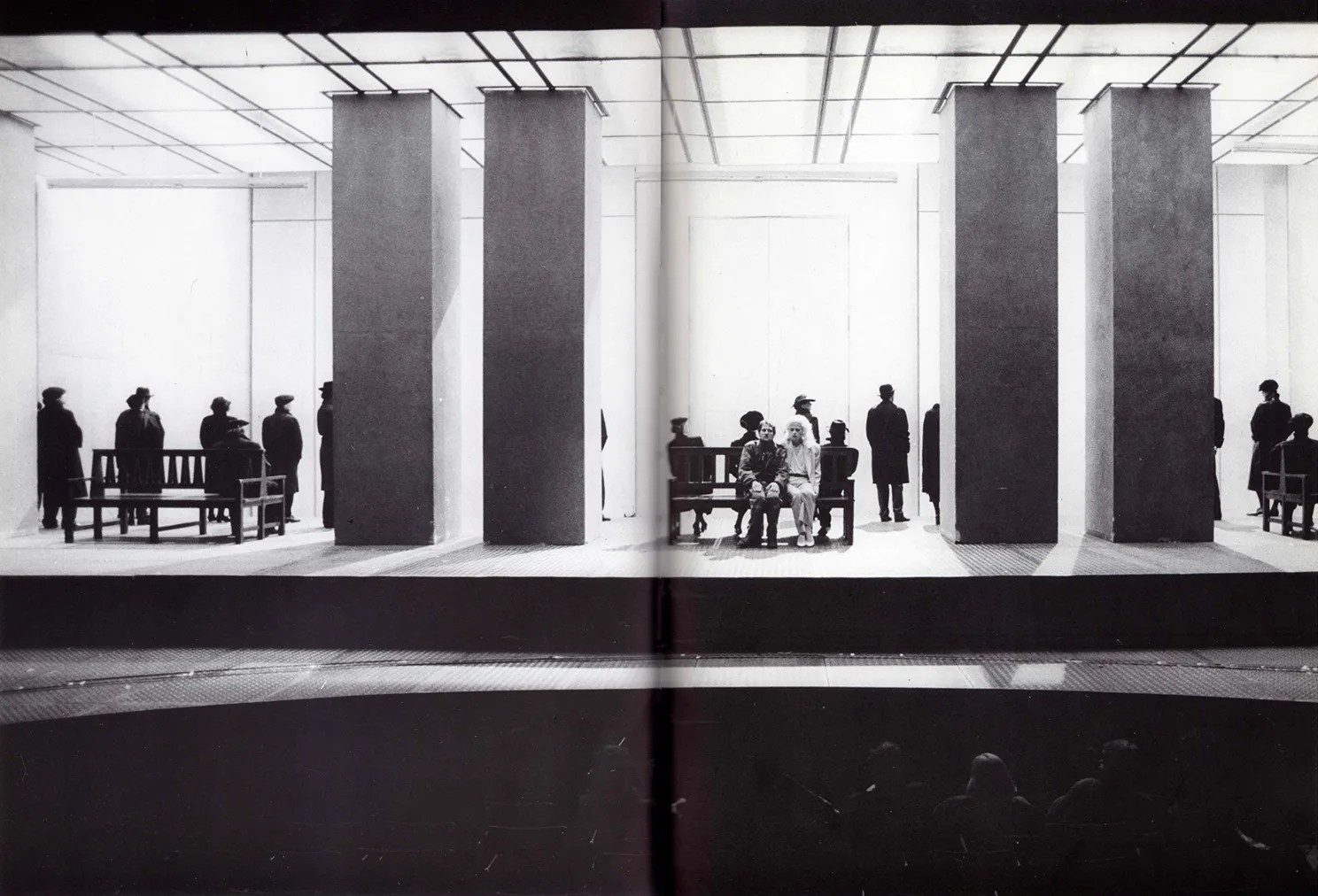 Max Tidof, Corinna Kirchhoff, Roberto Zucco, mise en scène Peter Stein, Schaubühne am Lehiner Platz, Berlin avril 1990
