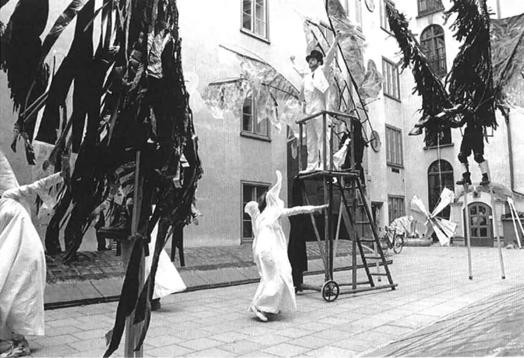 APOCALYPSE ?, mise en scène Michael Meschke, 1996. Photo Beata Bergström.