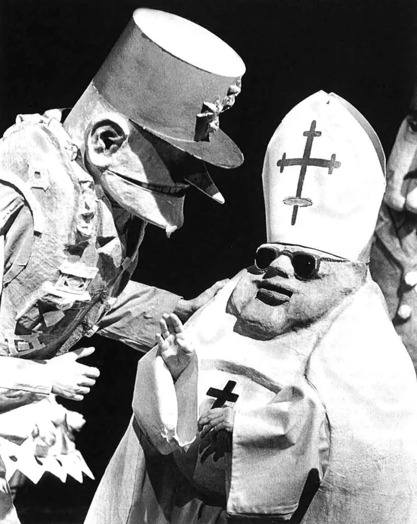 KALASET de Boris Vian, mise en scène Michael Meschke, 1974. Photo Cecila Utterström.