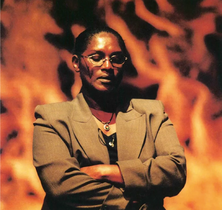 Yolande Mukagasana, RWANDA 94. Photo Lou Hérion.