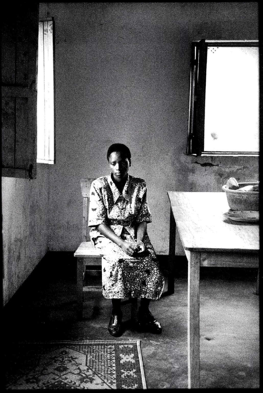 Jeannette, 17 ans, Rwanda, Nyamata, août 1999. Photo Raymond Depardon, Agence Magnum.