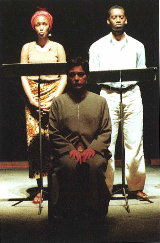 Carole Karemara, Joëlle Ledent, Dorcy Rugamba, RWANDA 94. Photo Lou Hérion.