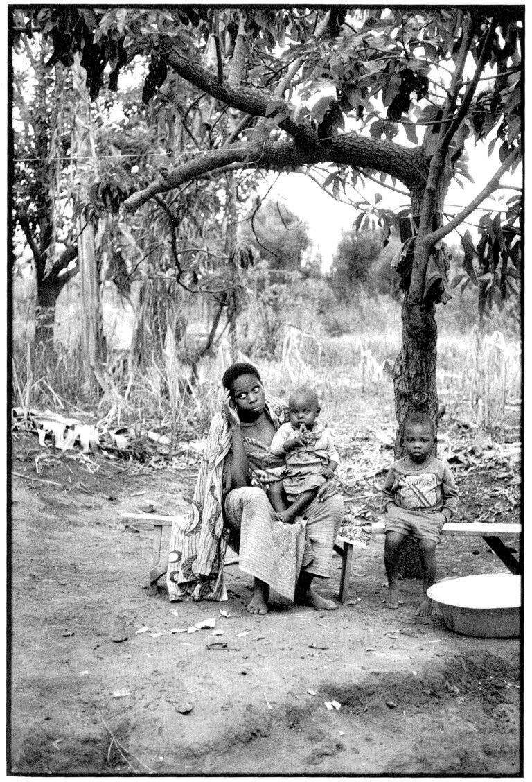 Rwanda, Nyamata. Photo Raymond Depardon, Agence Magnum.