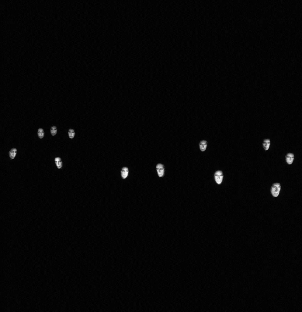 Céline Bonnier et Paul Savoie dans LES AVEUGLES de Maurice Maeterlinck, fantasmagorie technolo- gique de Denis Marleau, 2002. Photo Richard-Max Tremblay.