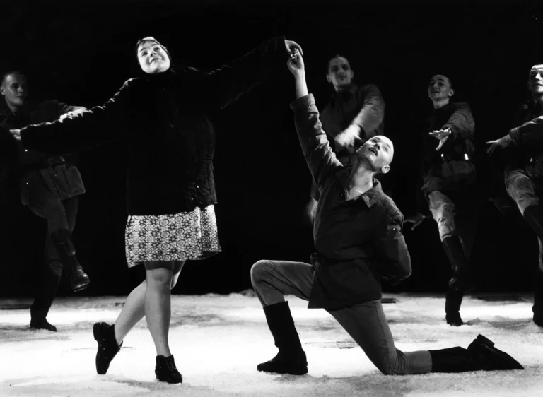 GAUDEAMUS, mise en scène de Lev Dodine.