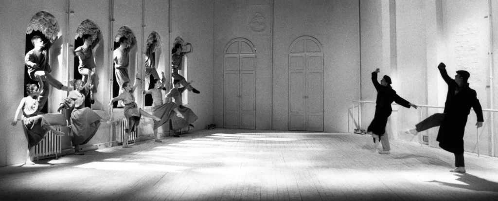 CLAUSTROPHOBIA, mise en scène de Lev Dodine. Photo Brigitte Enguerand.