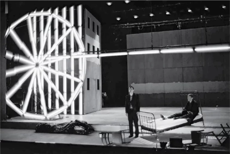 Thomas Matalou et Benoît Guibert dans LES VAINQUEURS d’Olivier Py. - Photo Alain Fonteray.