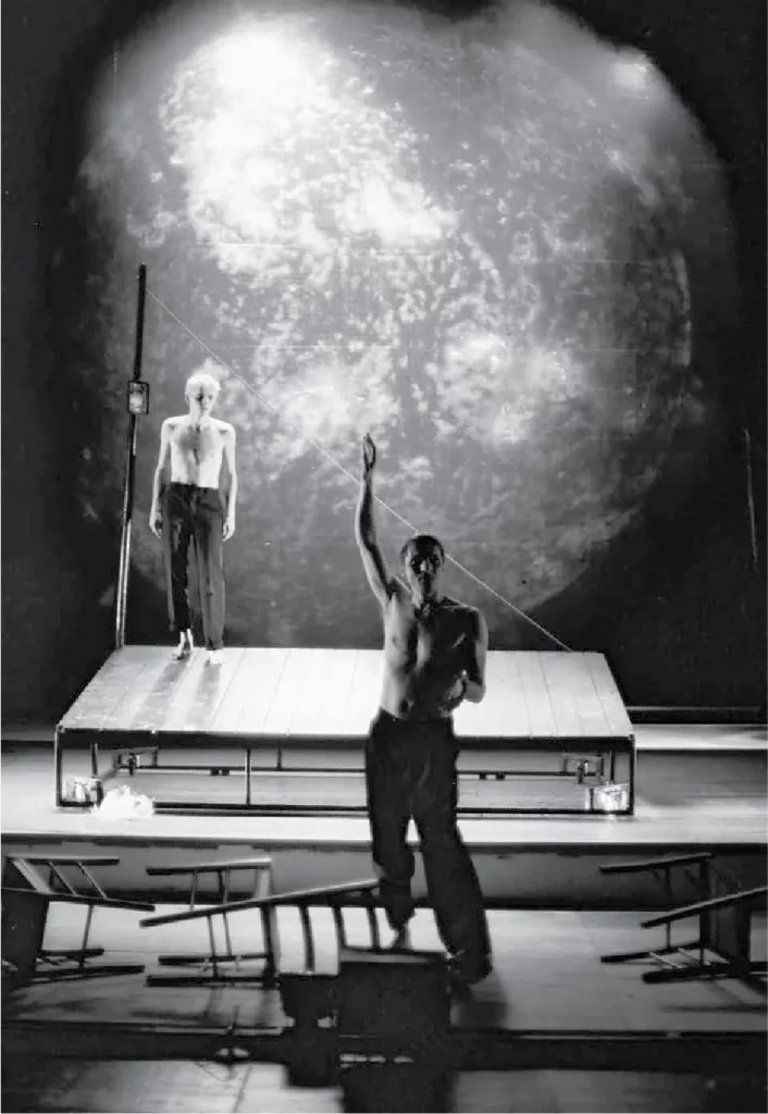 Frédéric Giroutru et Christophe Maltot dans LES VAINQUEURS
d’Olivier Py. - Photo Alain Fonteray.