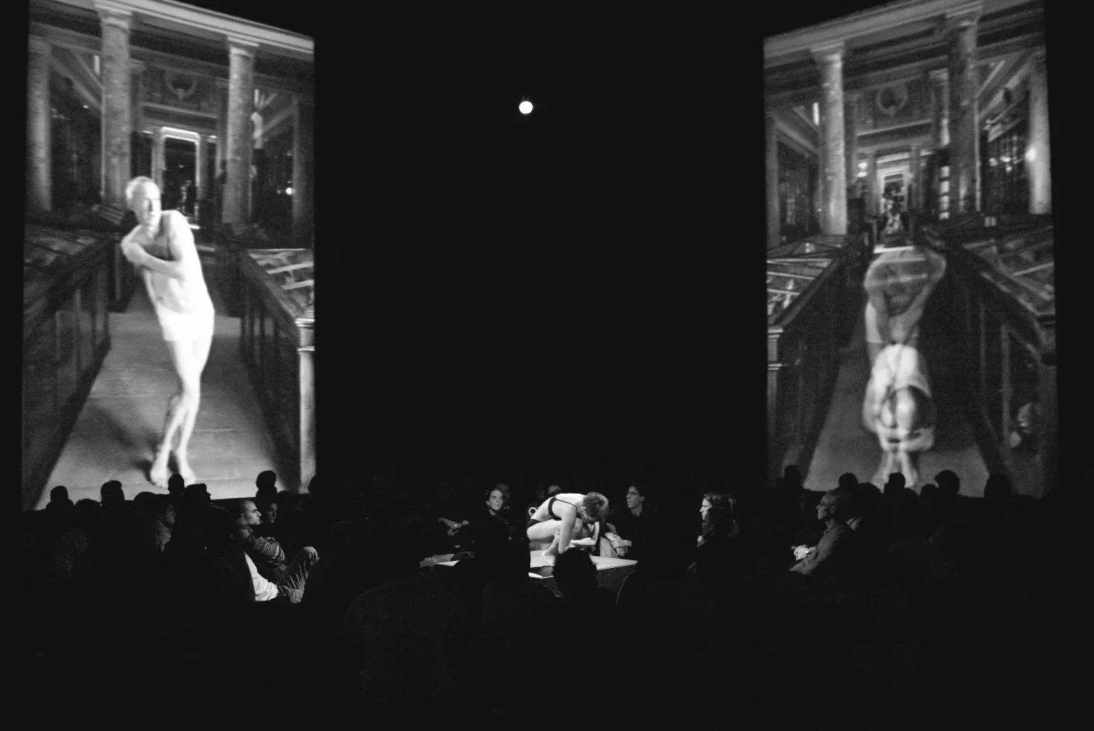 L’ANGE DE LA MORT de Jan Fabre, 2003. Photo Wonge Bergmann.