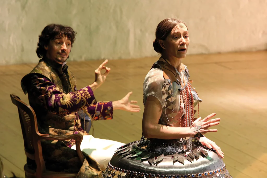 Valérie Dréville et Stanislas Nordey dans THÉRÈSE PHILOSOPHE du Marquis d’Argens, mise en scène Anatoli Vassiliev. - Photo Lot