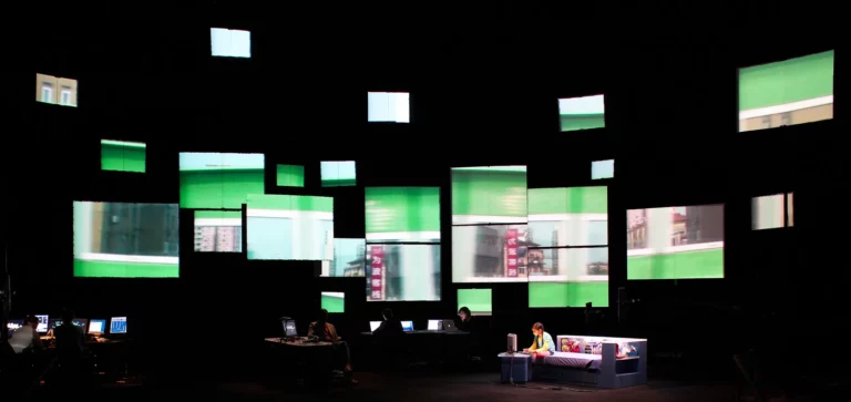 CONTINUOUS CITY. Photo Eamon Lochte Phelps.