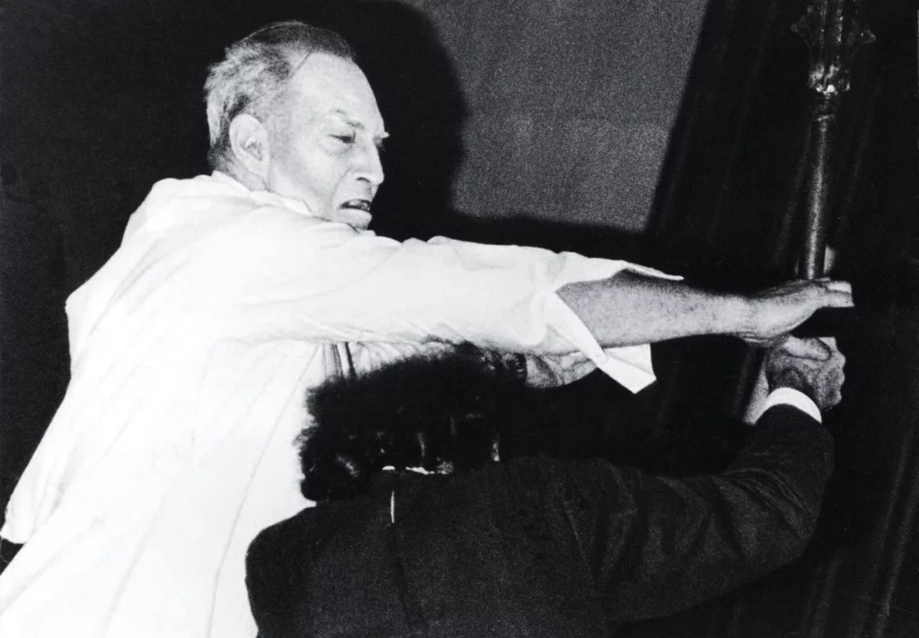 Maurice Degroote dans FASTES D’ENFER. Photo Archives et musée de la littérature.