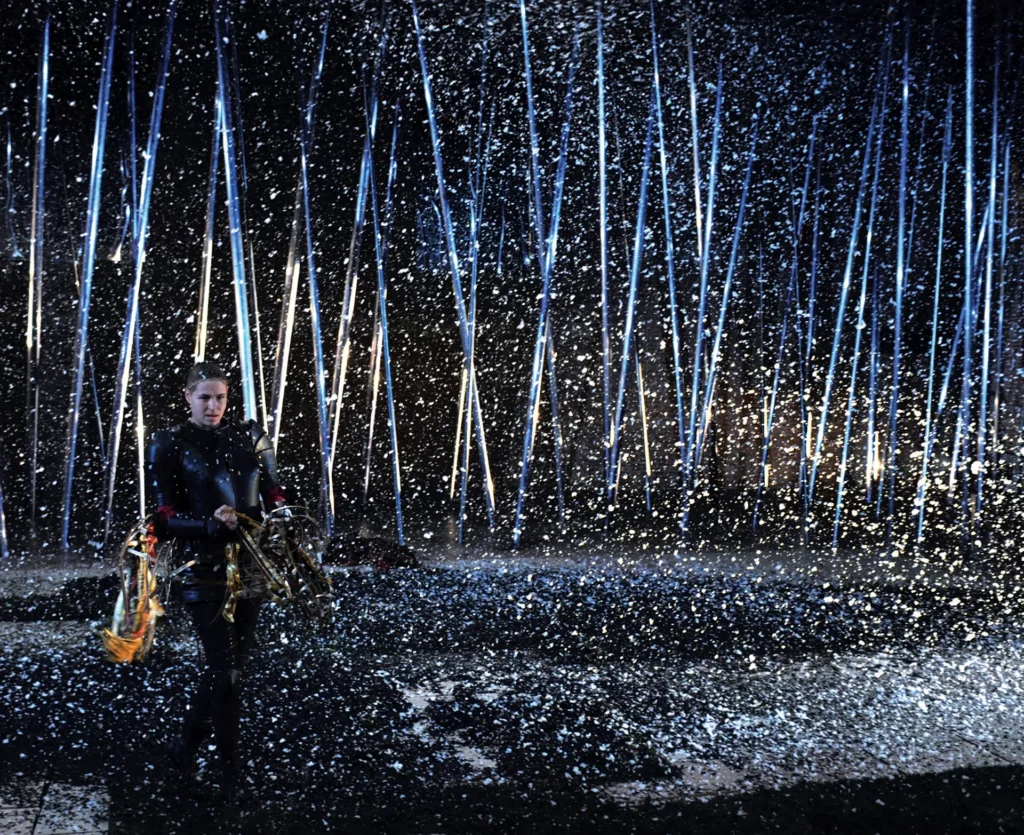 Véronique Dumont dans LE TERRITOIRE, écriture et mise en scène Martine Wijckaert. Photo Danièle Pierre.