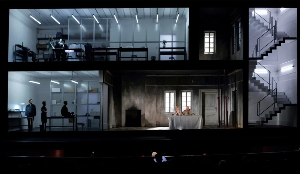 WRITTEN ON SKIN. Photo Pascal Victor.