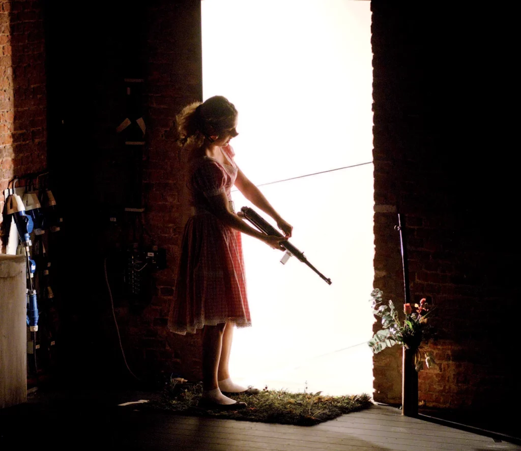 Véronique Dumont dansWIJCKAERT, UN INTERLUDE, écriture et mise en scène Martine Wijckaert. Photos Mathias Nouel.
