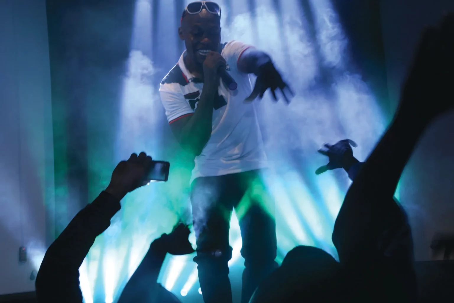 Lyke Mike en concert. Photo Michael Motong.