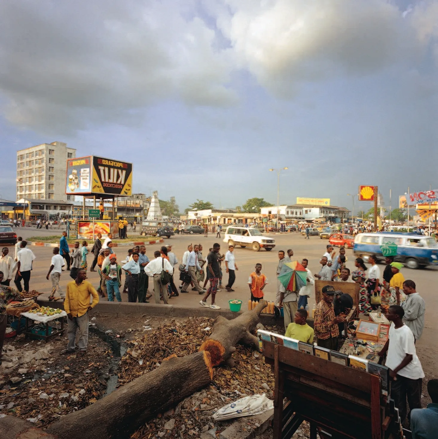 Place de Victoire, Kinshasa. Photo Marie-Françoise Plissart.