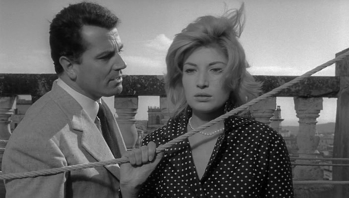 Gabriele Ferretti et Monica Vitti dans « L’Avventura » de Michelangelo Antonioni. Photo D.R.