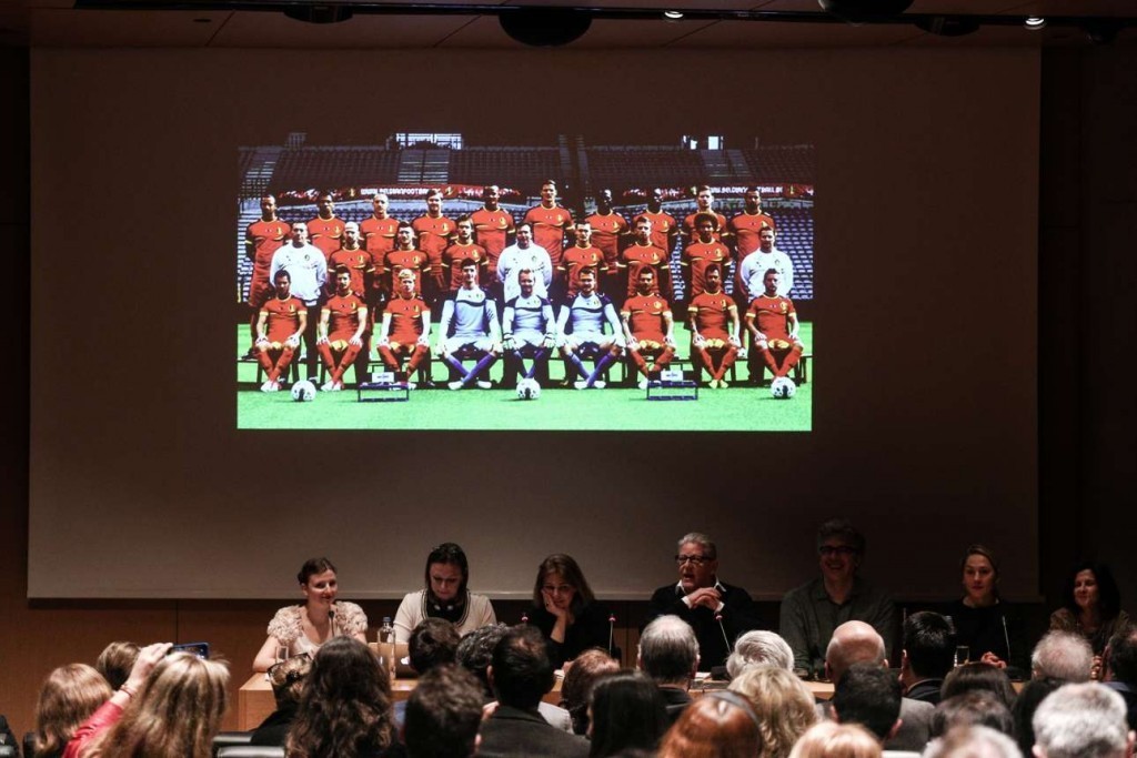 Jan Fabre pendant sa conférence de presse à Athènes, le 29 mars 2016. Photo Nick Paleologos: SOOC.