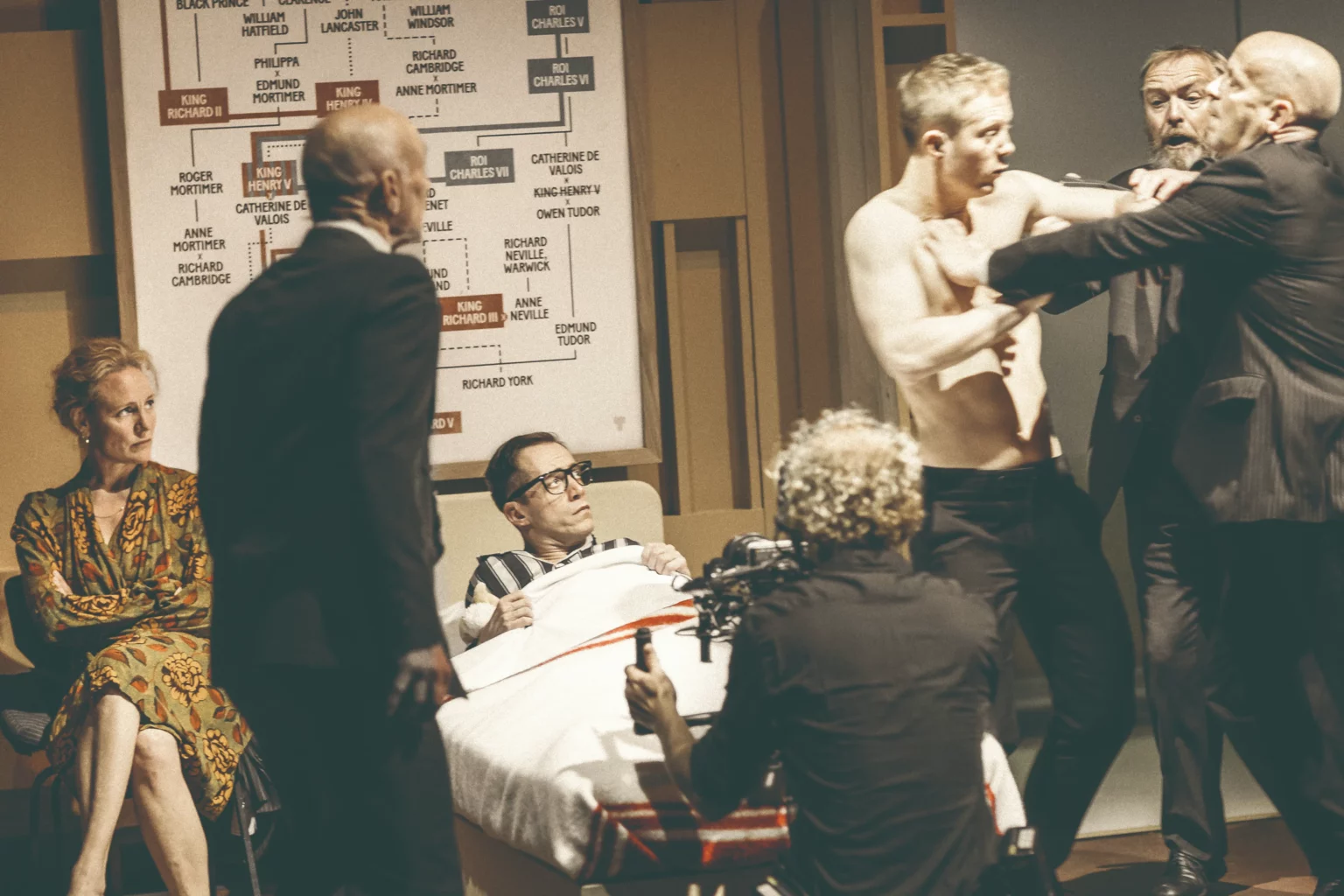 Kings of War, d’après William Shakespeare, mise en scène Ivo van Hove, Toneelgroep Amsterdam, 2015. Photo Jan Versweyveld.