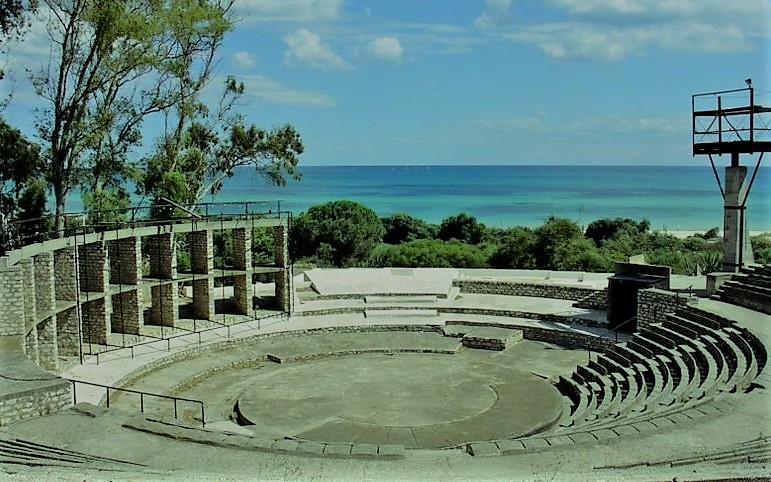 Théâtre en plein air (P. Chemetov, J. Deroche, R. Allio), Hammamet, Tunisie, Janvier 2009
