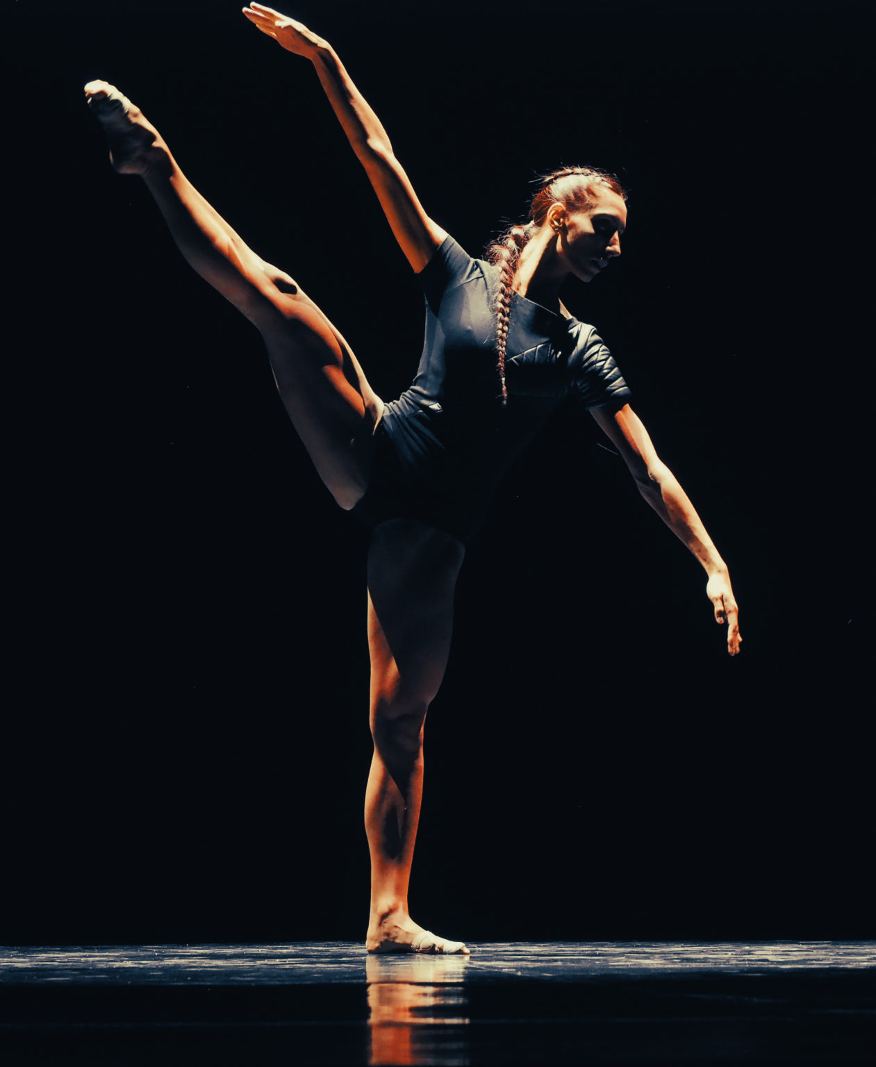 Gravité - Compagnie Preljocaj - Crédit Photo Stéphane Renaud, Ville de Vaison la Romaine