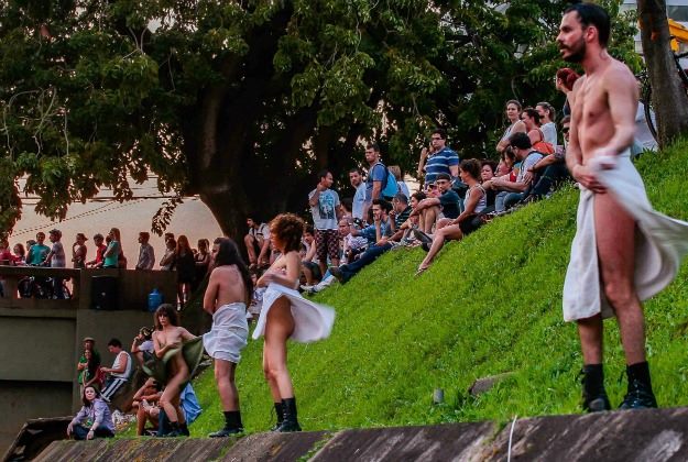 Falos & Stercus, Ilha dos Amores. Photo : Roberta Perin.