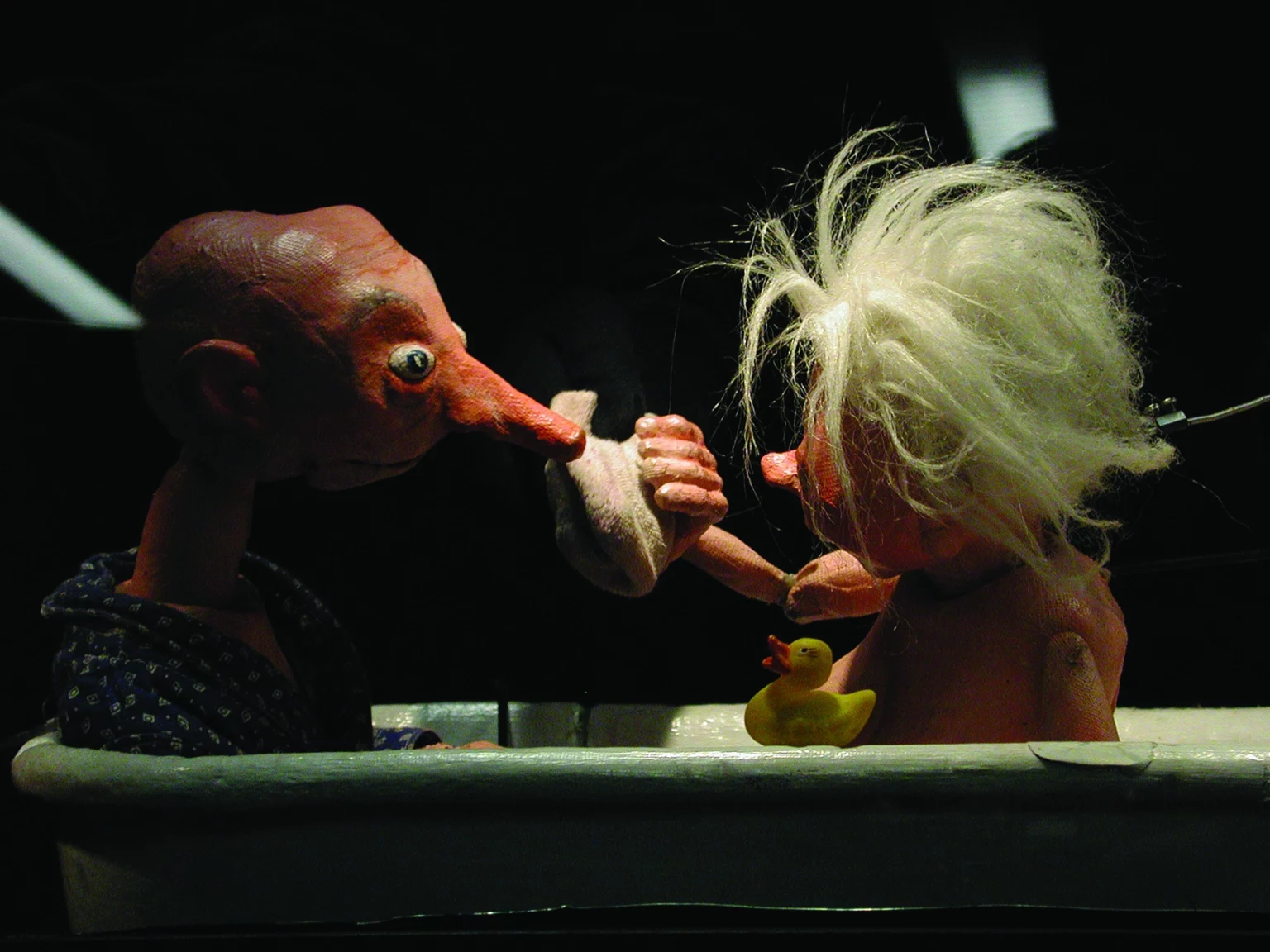 Les Zakouskis Érotiks, mise en scène d’Alain Moreau/TOF Théâtre, création 2002 à Bruxelles. Photo TOF Théâtre.