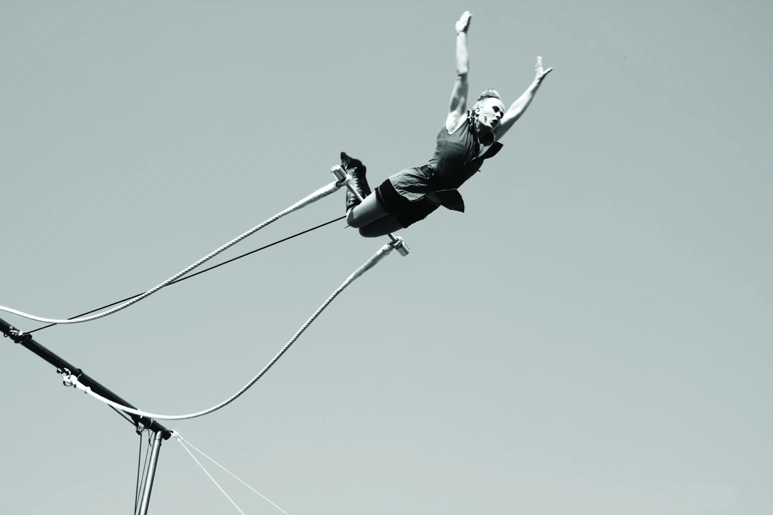 Les filles du 2e, mise en scène de Louis Spagna/Cie Lady Cocktail, au Festival Pistes de Lancement 2012. Photo Kolly.