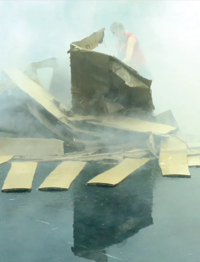 Phia Ménard dans Maison mère, première partie du triptyque des Contes immoraux, installation de Phia Ménard. Photo Jean-Luc Beaujault.