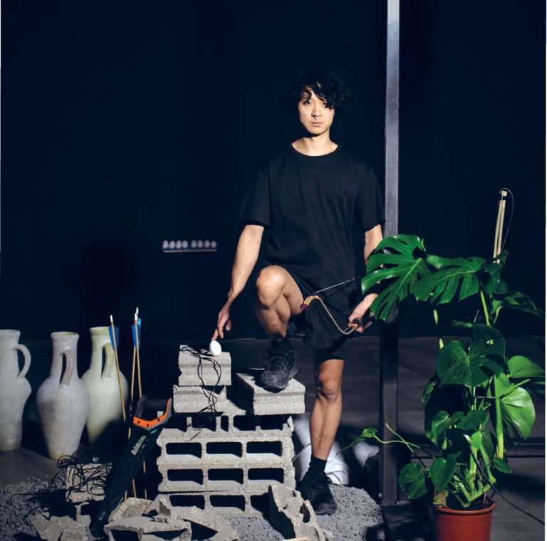 Ruine de Erwan Ha Kyoon Larcher. Photo Jacob Khrist.