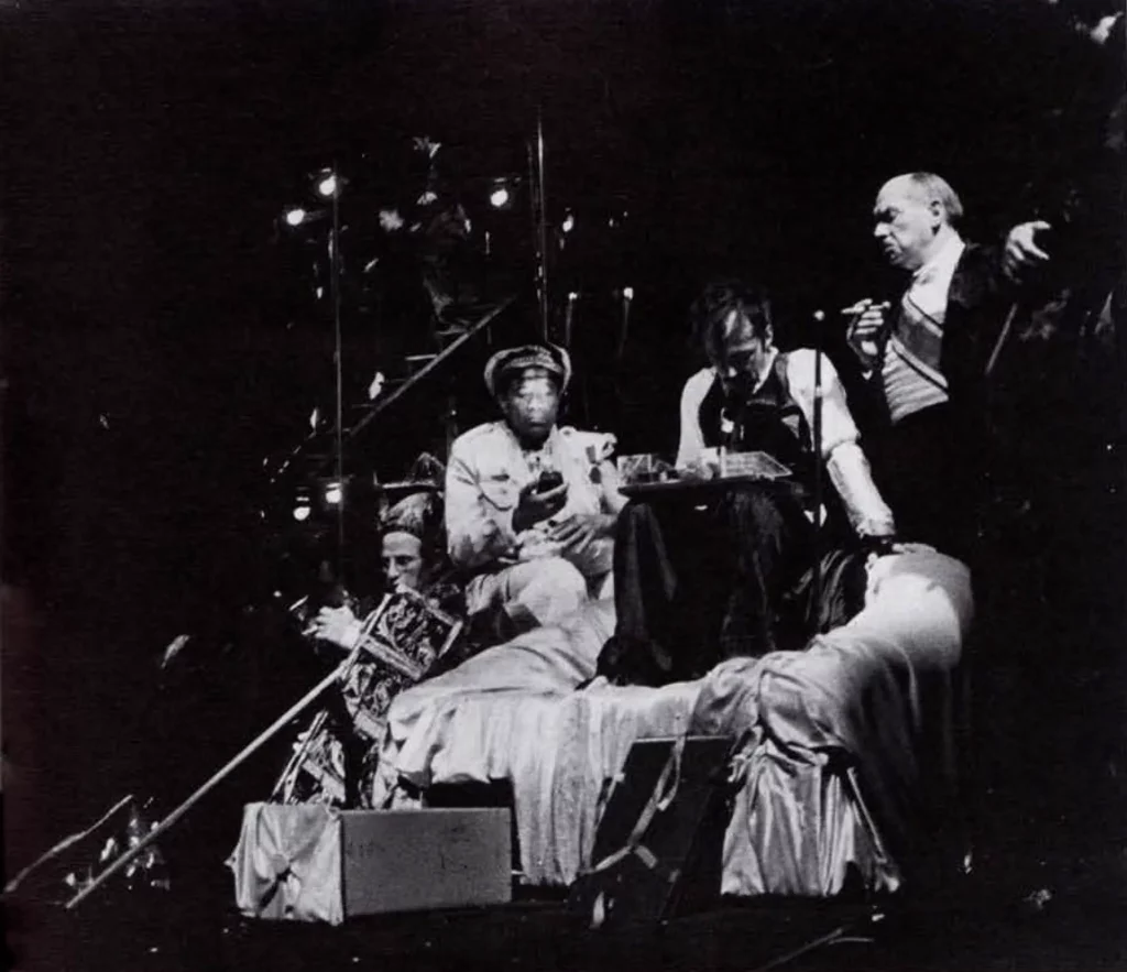 Le balcon de Jean Genêt - Décor: Jean· Marie Fiévez - Ro Theater - Photo Léo Van Velzen