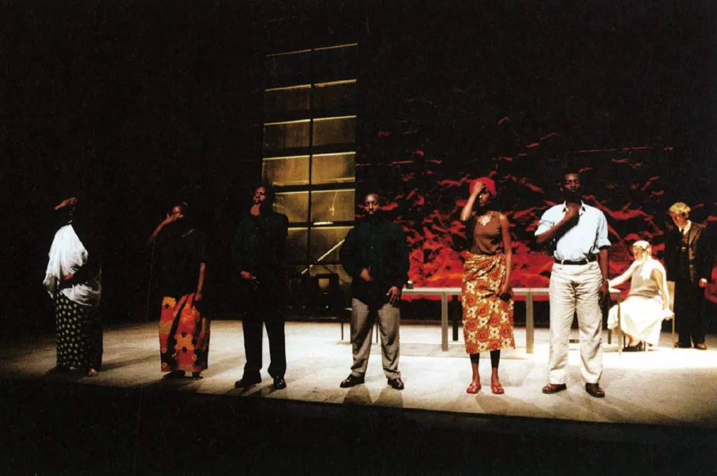Massamba, Jeanne Kayitesi, Tharcisse Kalisa Rugano, Augustin Majyambere, Carole Karemara, Dorcy Rugamba, Joëlle Ledent, Luc Brumagne, RWANDA 94. Photo Lou Hérion.