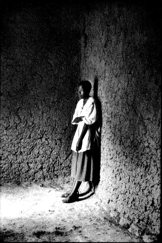 Odette, Rwanda, Nyamata, août 1999. Photo Raymond Depardon, Agence Magnum.