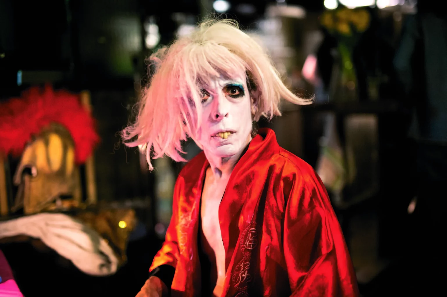 David Noir (créature), Surprise au cœur de l’indécence de sa métamorphose. Photo Marianne Girardet.