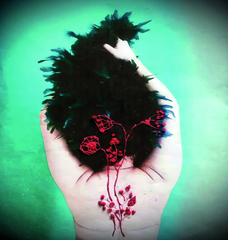 Le Cabaret de la Rose Blanche, création de Radhouane El Meddeb prévue le 3 février 2024 au Manège-Scène nationale de Reims. Photo Hela Ammar, 2023, tiré de la série Queens.