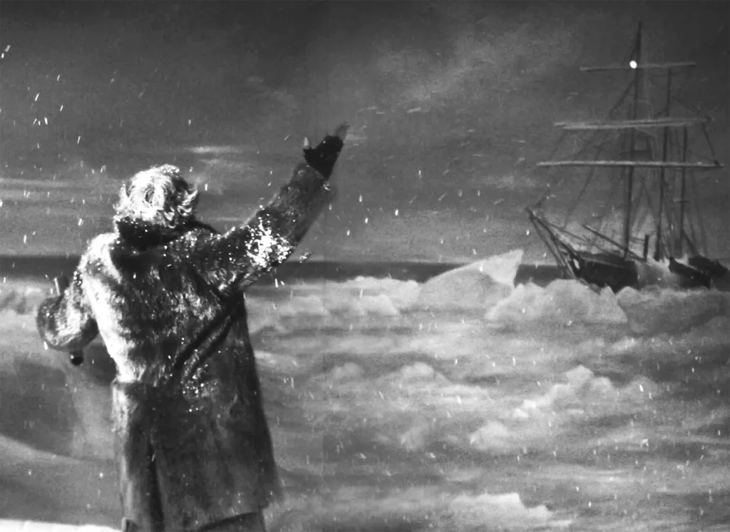 Serge Nicolaï dans LES NAUFRAGÉS DU FOL ESPOIR d’Hélène Cixous, librement inspiré d’un roman de Jules Verne, mise en scène Ariane Mnouchkine et le Théâtre du soleil, La Cartoucherie, Paris, 2010. Photo Michèle Laurent.