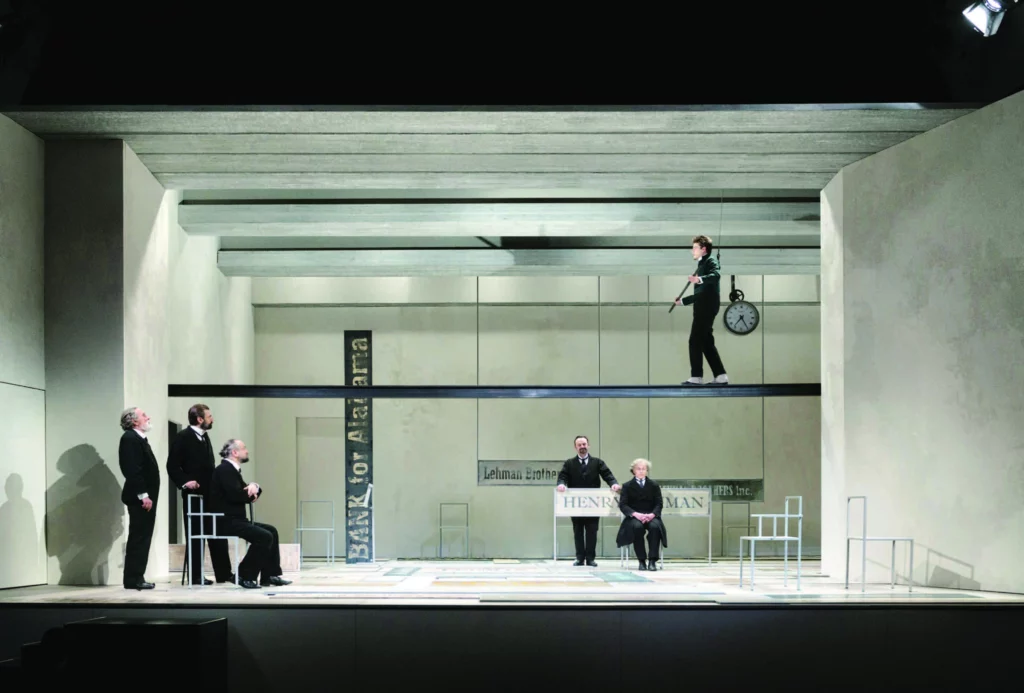 Massimo De Francovich, Fabrizio Gifuni, Massimo Popolizio, Paolo Pierobon, Roberto zibetti et Fabrizio Falco dans LEhMAN TRILoGy de Stefano Massini," "mise en scène Luca Ronconi, Piccolo Teatro, Milan, janvier 2015. Photo Attilio Marasco / Piccolo Teatro di Milano - Teatro d’Europa.