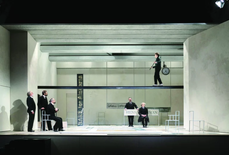 Massimo De Francovich, Fabrizio Gifuni, Massimo Popolizio, Paolo Pierobon, Roberto zibetti et Fabrizio Falco dans LEhMAN TRILoGy de Stefano Massini," "mise en scène Luca Ronconi, Piccolo Teatro, Milan, janvier 2015. Photo Attilio Marasco / Piccolo Teatro di Milano - Teatro d’Europa.