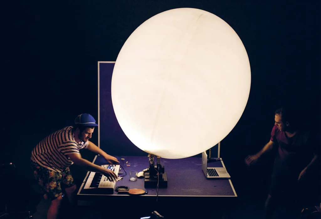 Las ideas de Federico León. Photos Ignacio Lasparra.