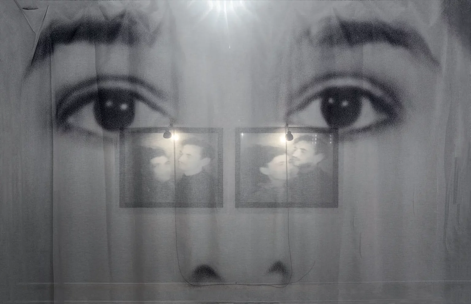 Les Regards, 2011. Exposition « Lifetime » de Christian Boltanski, Israël Museum, Jerusalem, 2018. Archives C. Boltanski. Photo Elie Posner. © Adagp, Paris, 2019.