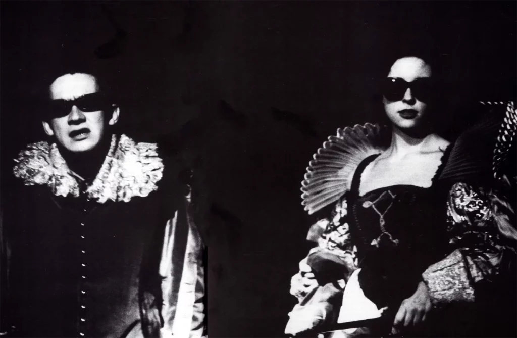 Thierry Devillers, Francine Landrain. COMMENT ÇA SE PASSE. Photo Lou Hérion