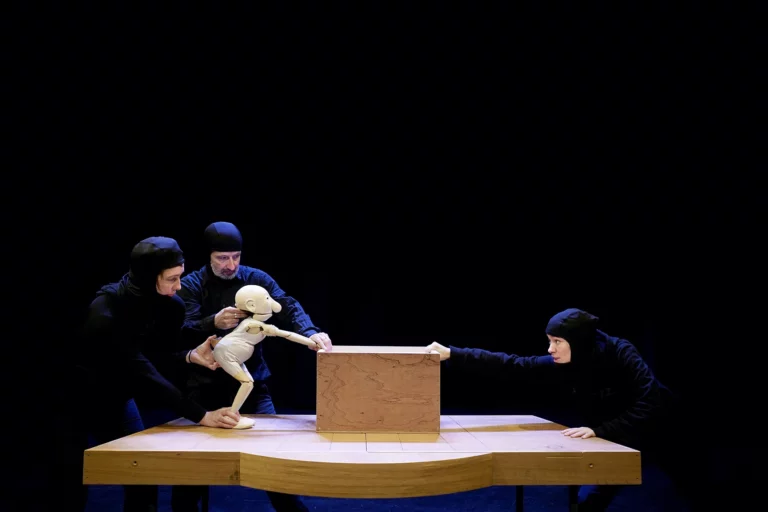 Pouvoir _ Une tribu collectif @ Céline Chariot