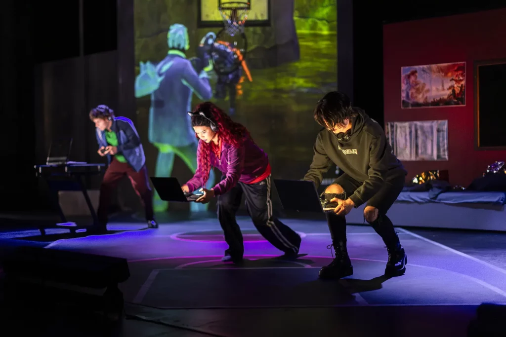 To like or not, Emilie Anna Maillet, Cie Ex Voto à la lune, 2023, @ Pascale Cholette