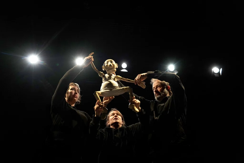 Pouvoir _ Une tribu collectif @ Céline Chariot